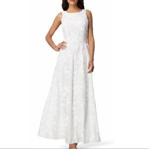 Tahari ASL Embroidered Gown Wedding Dress Size 10